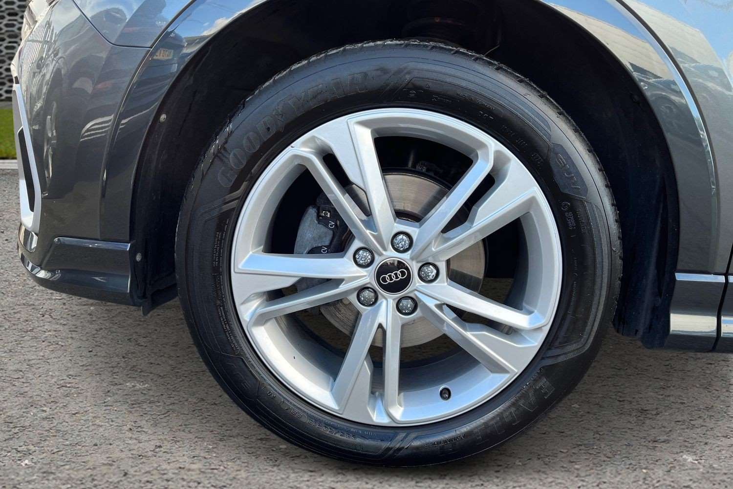 Used Audi Q3 2023 for sale - 76087888: Photo 11