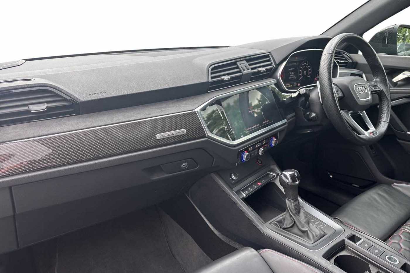 Used Audi RS Q3 2022 for sale - 76929027: Photo 2