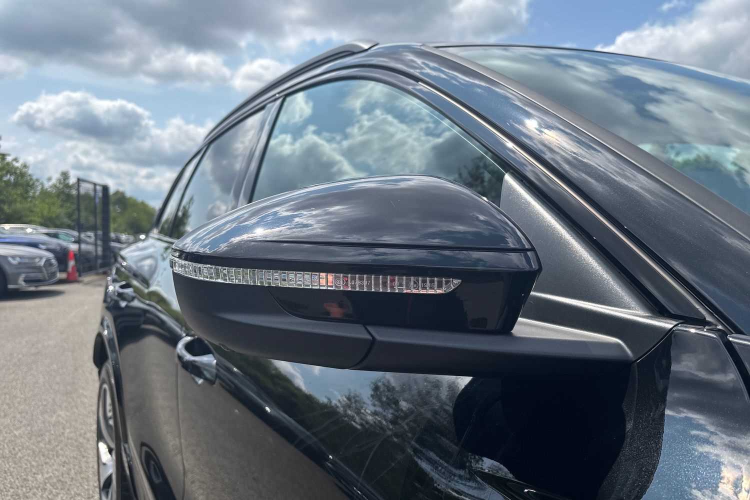 Used Audi Q6 e-tron 2025 for sale - 76587585: Photo 28