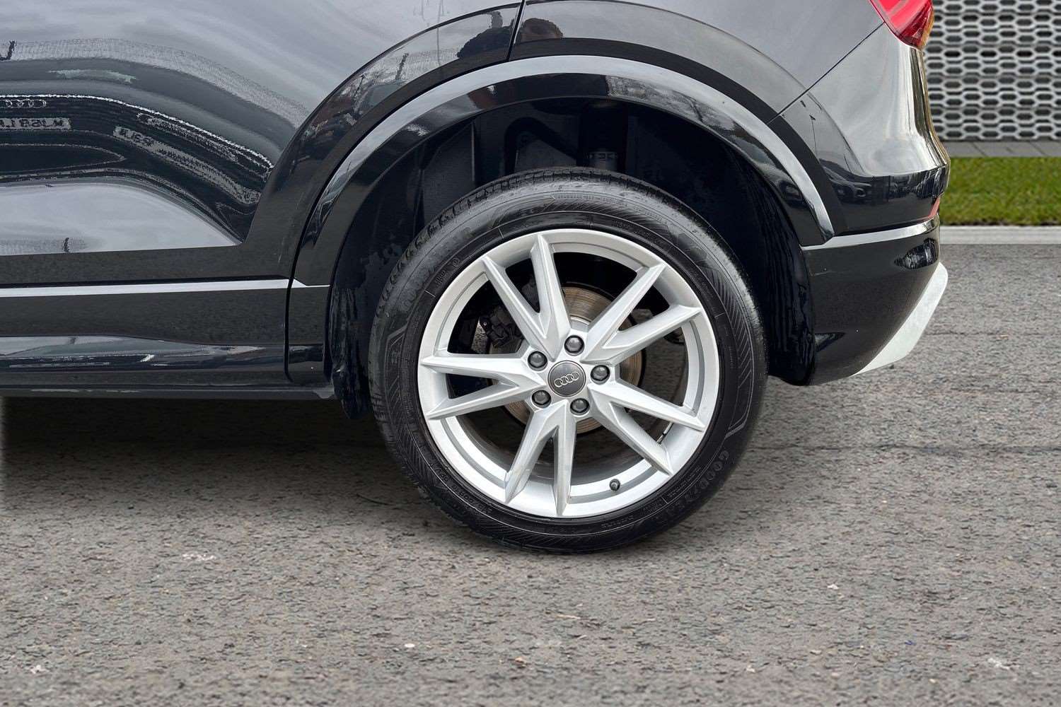 Used Audi Q2 2018 for sale - 76610548: Photo 10