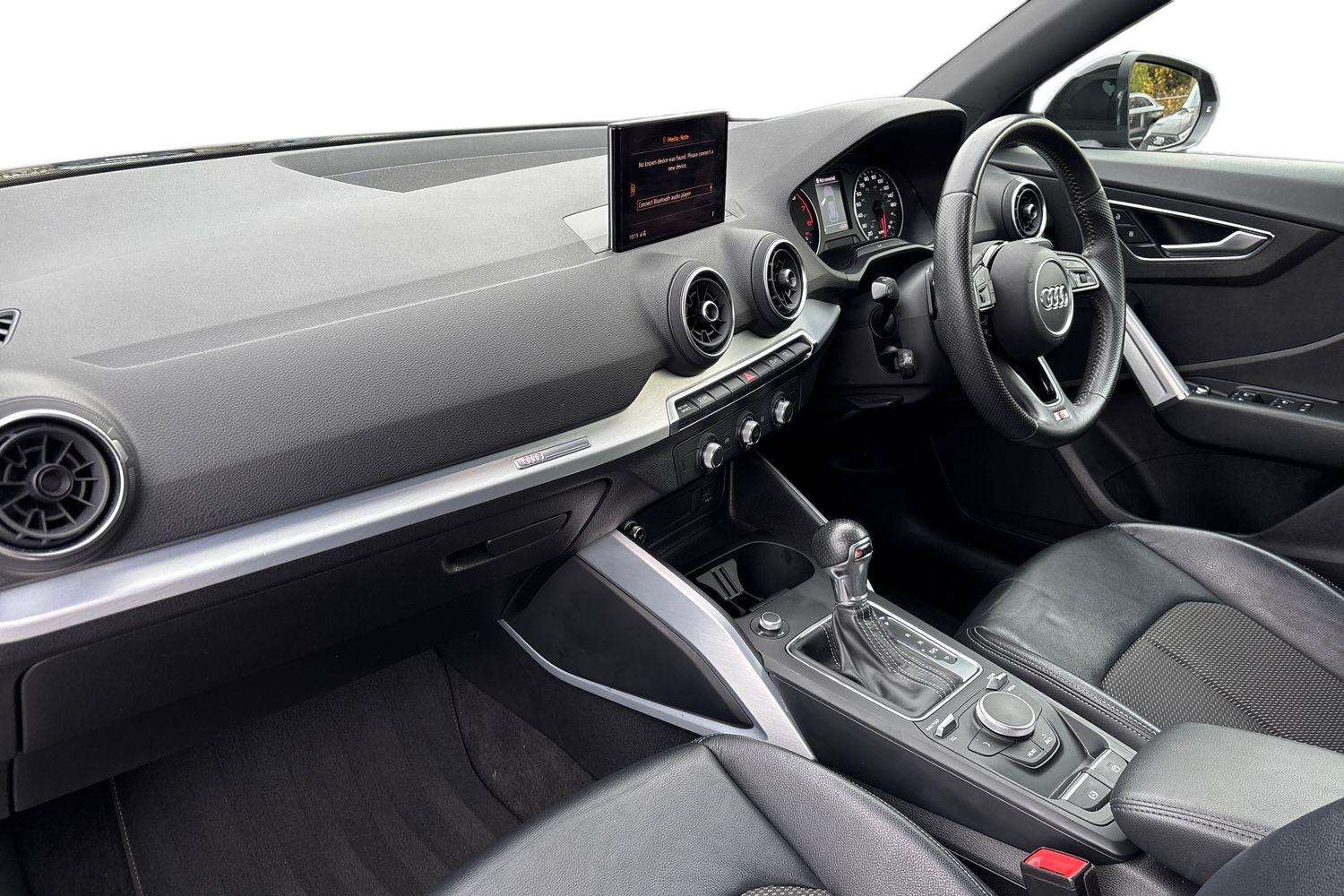 Used Audi Q2 2018 for sale - 76610548: Photo 2