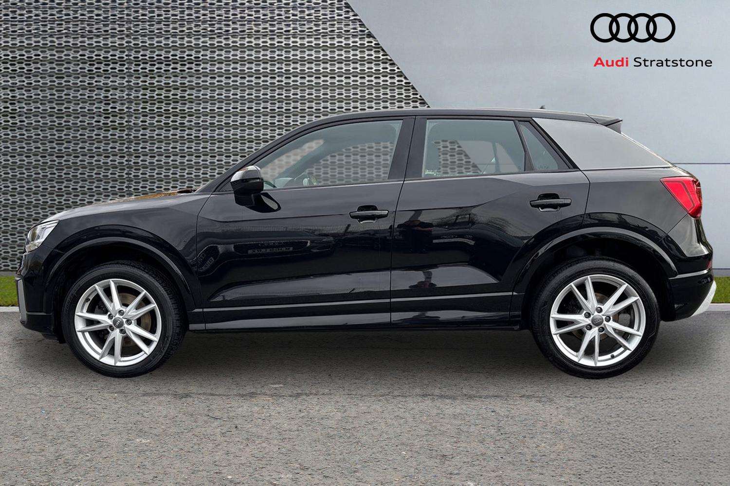 Used Audi Q2 2018 for sale - 76610548: Photo 8