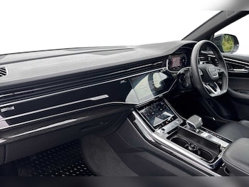 Used Audi Q8 2023 for sale - 76460311: Photo