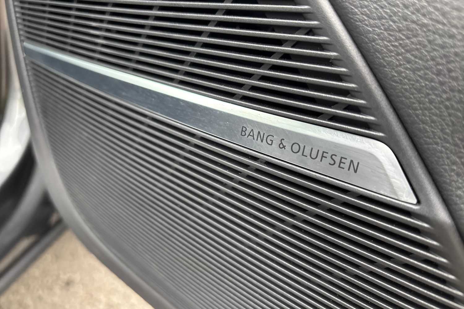 Used Audi Q8 2023 for sale - 76460311: Photo 33