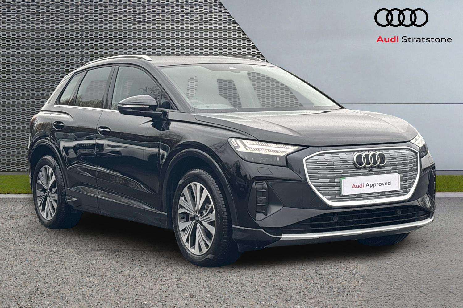Used Audi Q4 e-tron 2025 for sale - 76889714: Photo 1
