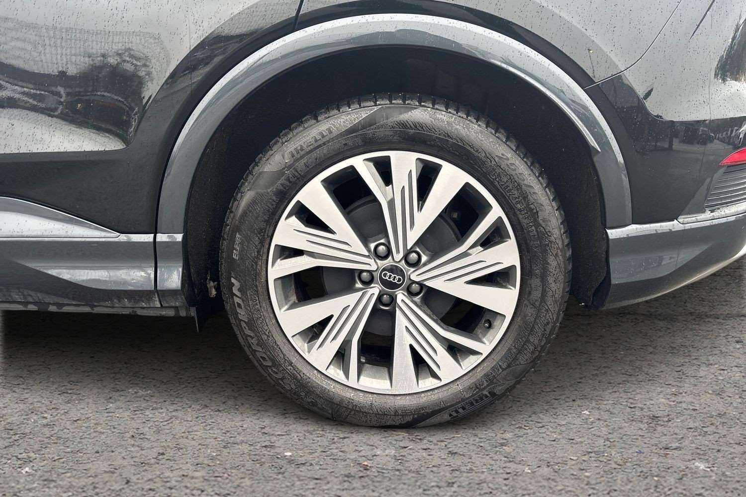 Used Audi Q4 e-tron 2025 for sale - 76889714: Photo 10