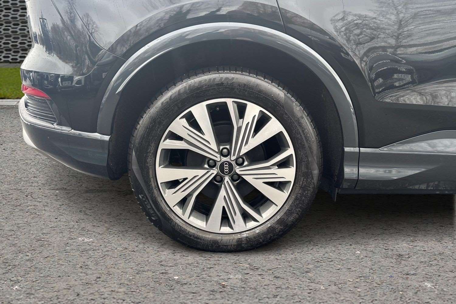 Used Audi Q4 e-tron 2025 for sale - 76889714: Photo 9