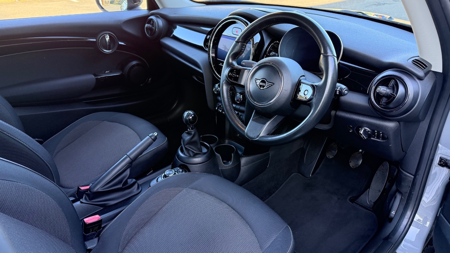 Used MINI Hatch 2022 for sale - 77890086: Photo 11