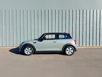 Used MINI Hatch 2022 for sale - 77890086: Photo