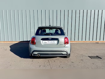 Used MINI Hatch 2022 for sale - 77890086: Photo