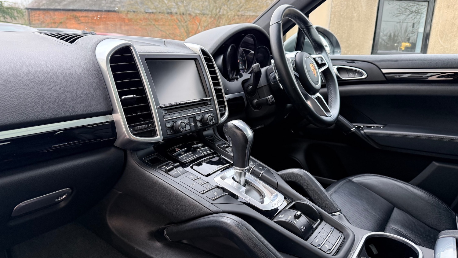 Used Porsche Cayenne 2016 for sale - 76968532: Photo 16