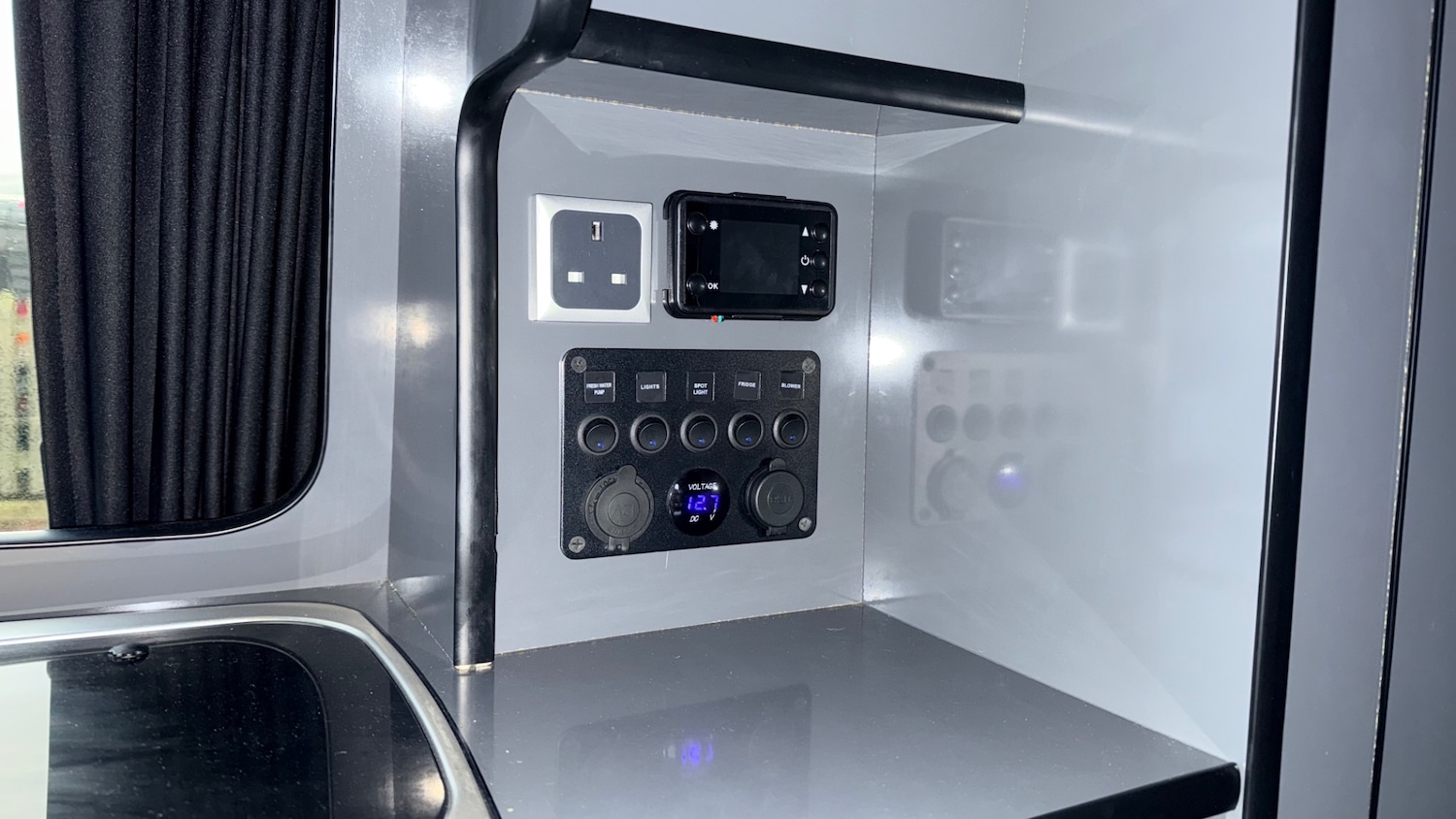 Used Volkswagen Transporter 2015 for sale - 77135847: Photo 12