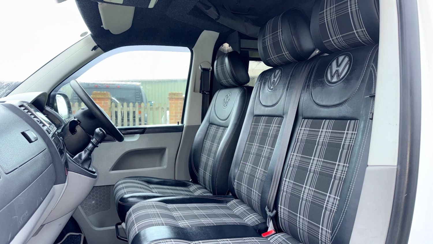 Used Volkswagen Transporter 2015 for sale - 77135847: Photo 8