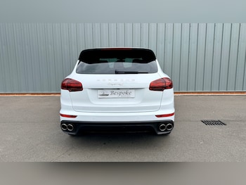 Used Porsche Cayenne 2015 for sale - 78289106: Photo