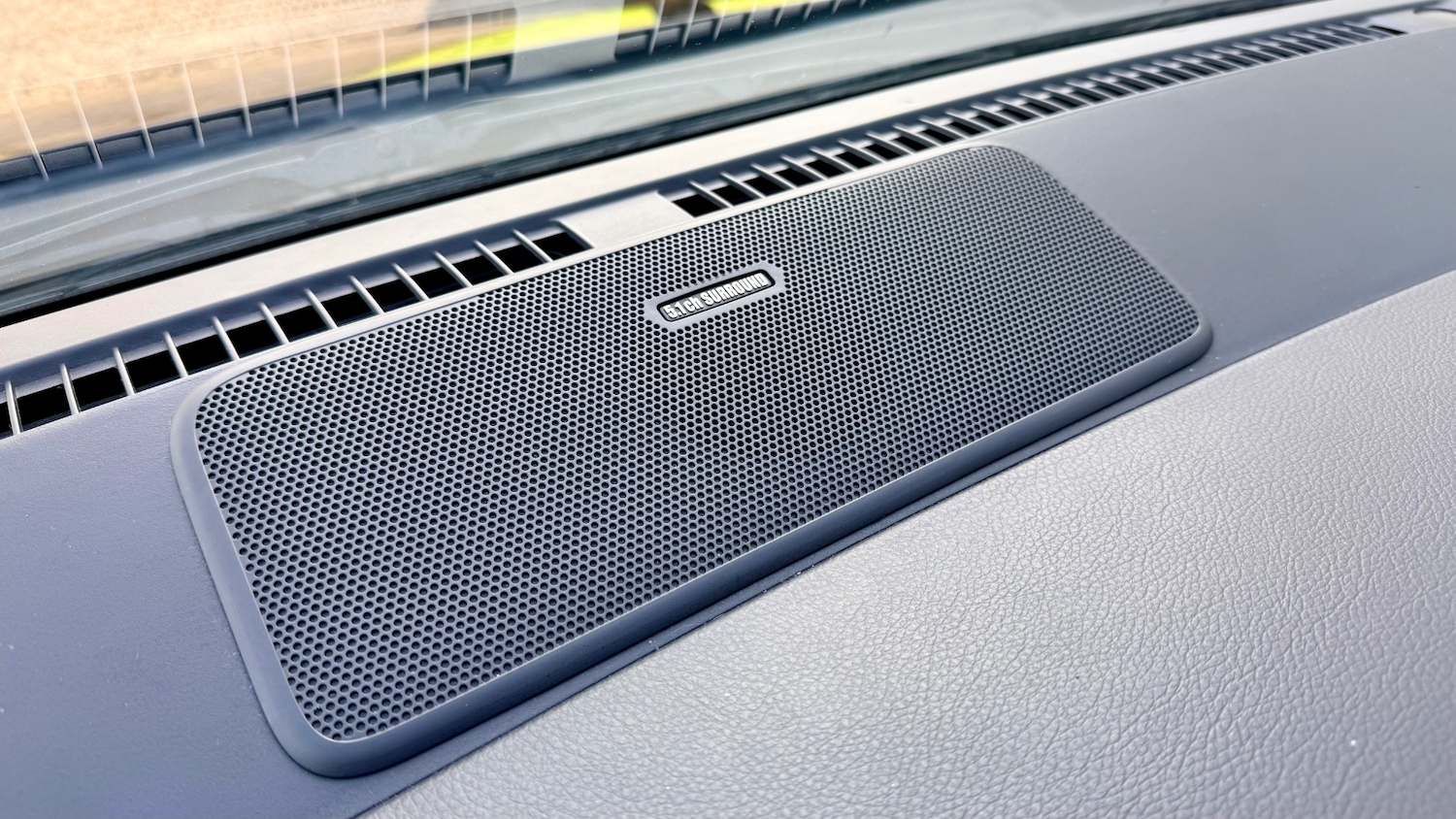 Used Nissan Elgrand 2024 for sale - 77353655: Photo 15