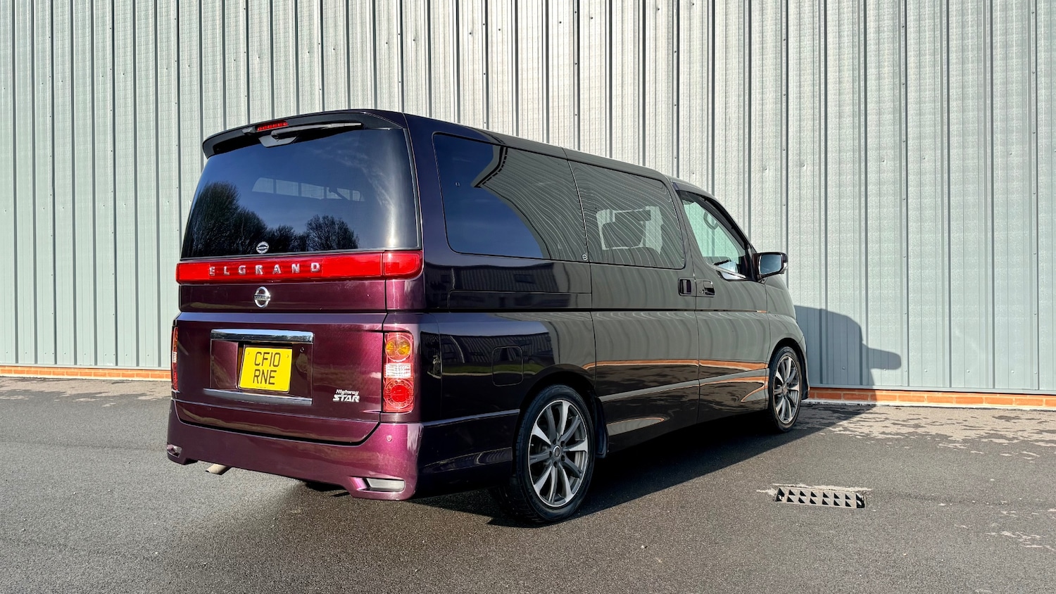 Used Nissan Elgrand 2024 for sale - 77353655: Photo 5