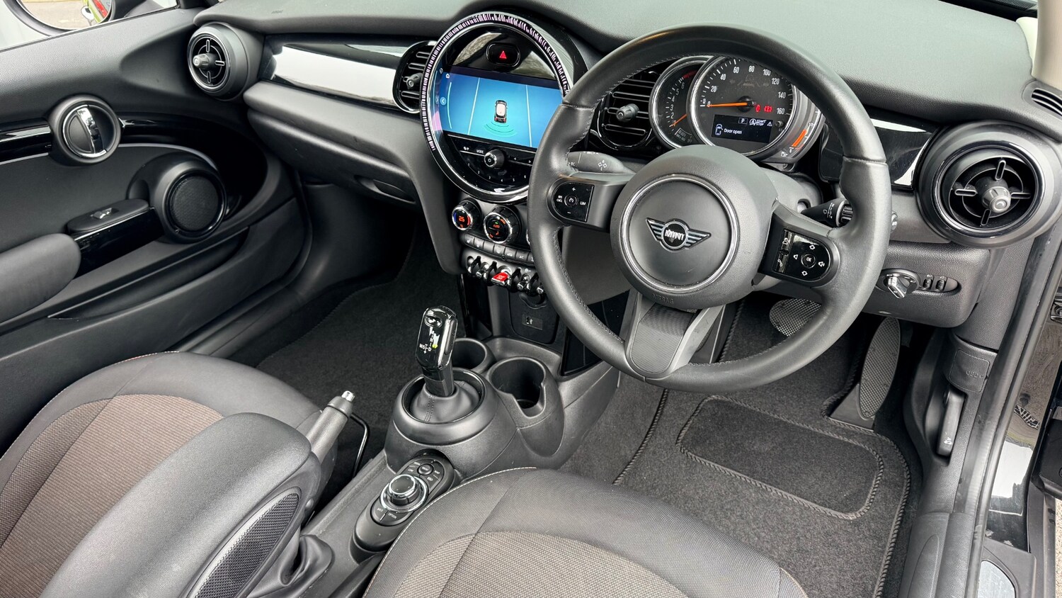 Used MINI Hatch 2022 for sale - 77755996: Photo 10