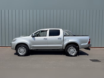 Used Toyota Hilux 2014 for sale - 78655347: Photo
