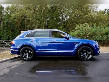 Used Bentley Bentayga 2016 for sale - 79643831: Photo
