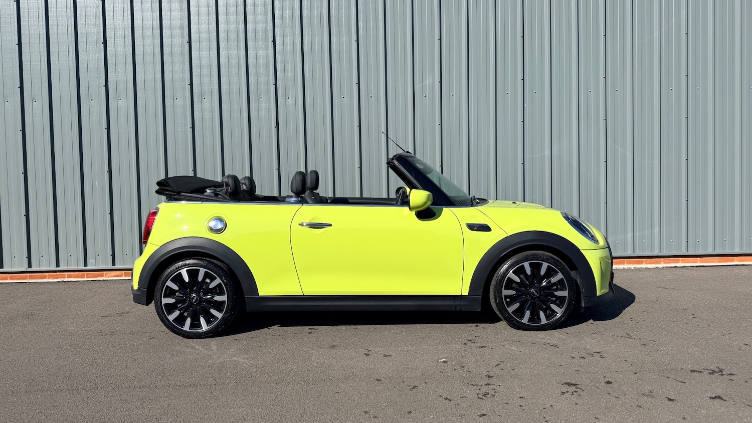 Used MINI Convertible 2021 for sale - 77937606: Photo 5