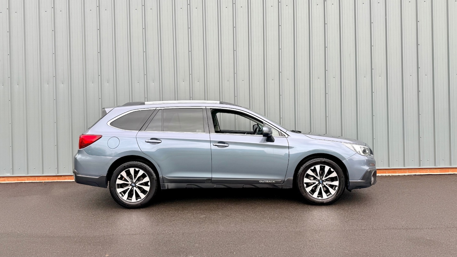 Used Subaru Outback 2016 for sale - 77168381: Photo 3