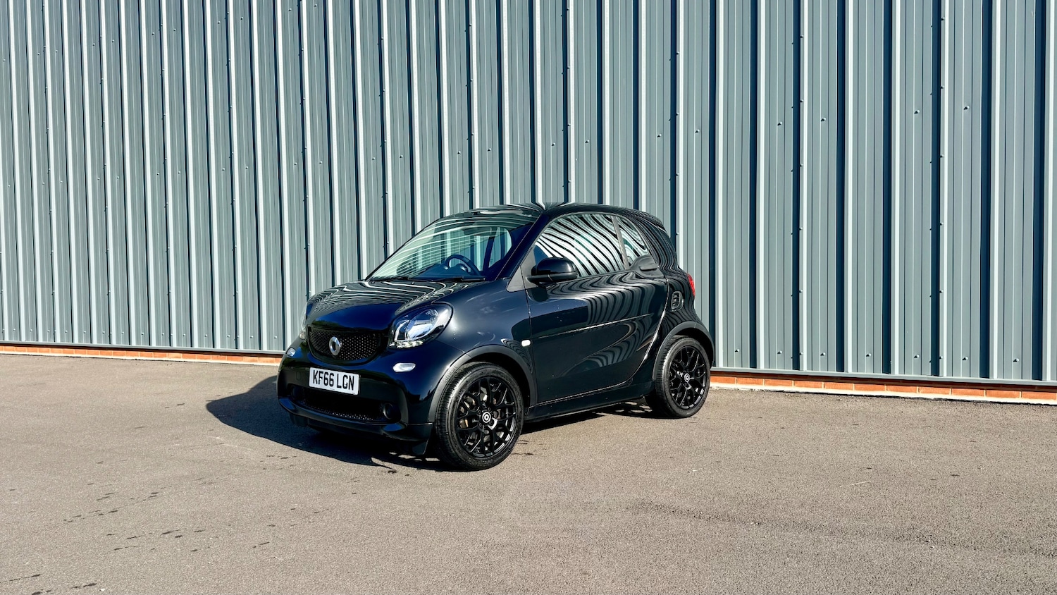 Used smart fortwo 2017 for sale - 78217875: Photo 15