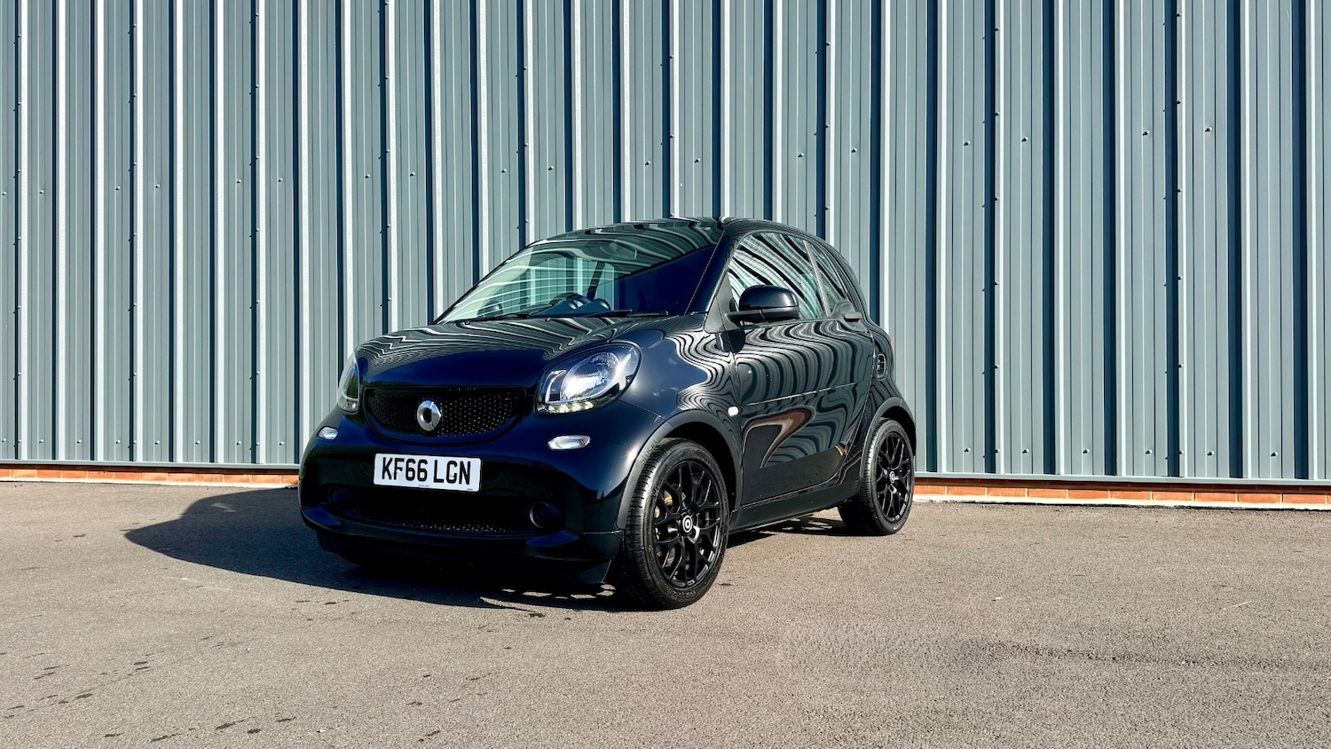 Used smart fortwo 2017 for sale - 78217875: Photo 16