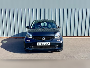 Used smart fortwo 2017 for sale - 78217875: Photo