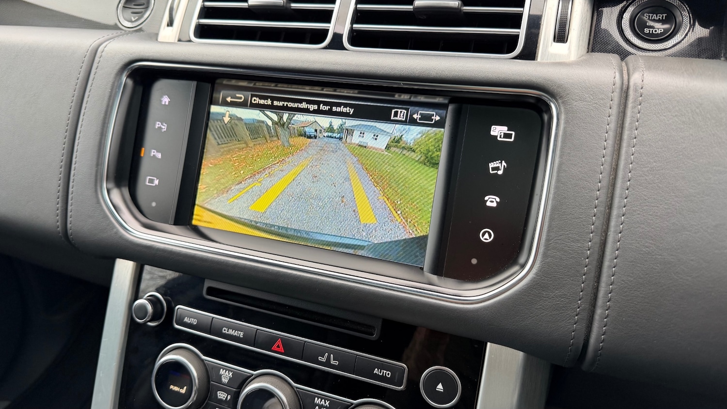 Used Land Rover Range Rover 2016 for sale - 76627210: Photo 13