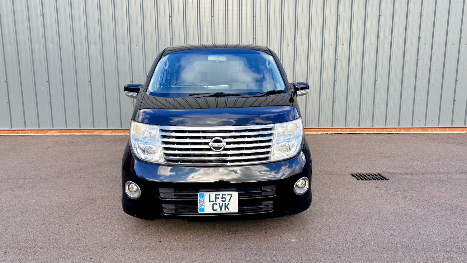 Used Nissan Elgrand 2019 for sale - 77046470: Photo 4