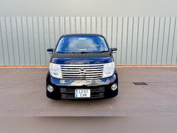 Used Nissan Elgrand 2007 for sale - 77046470: Photo