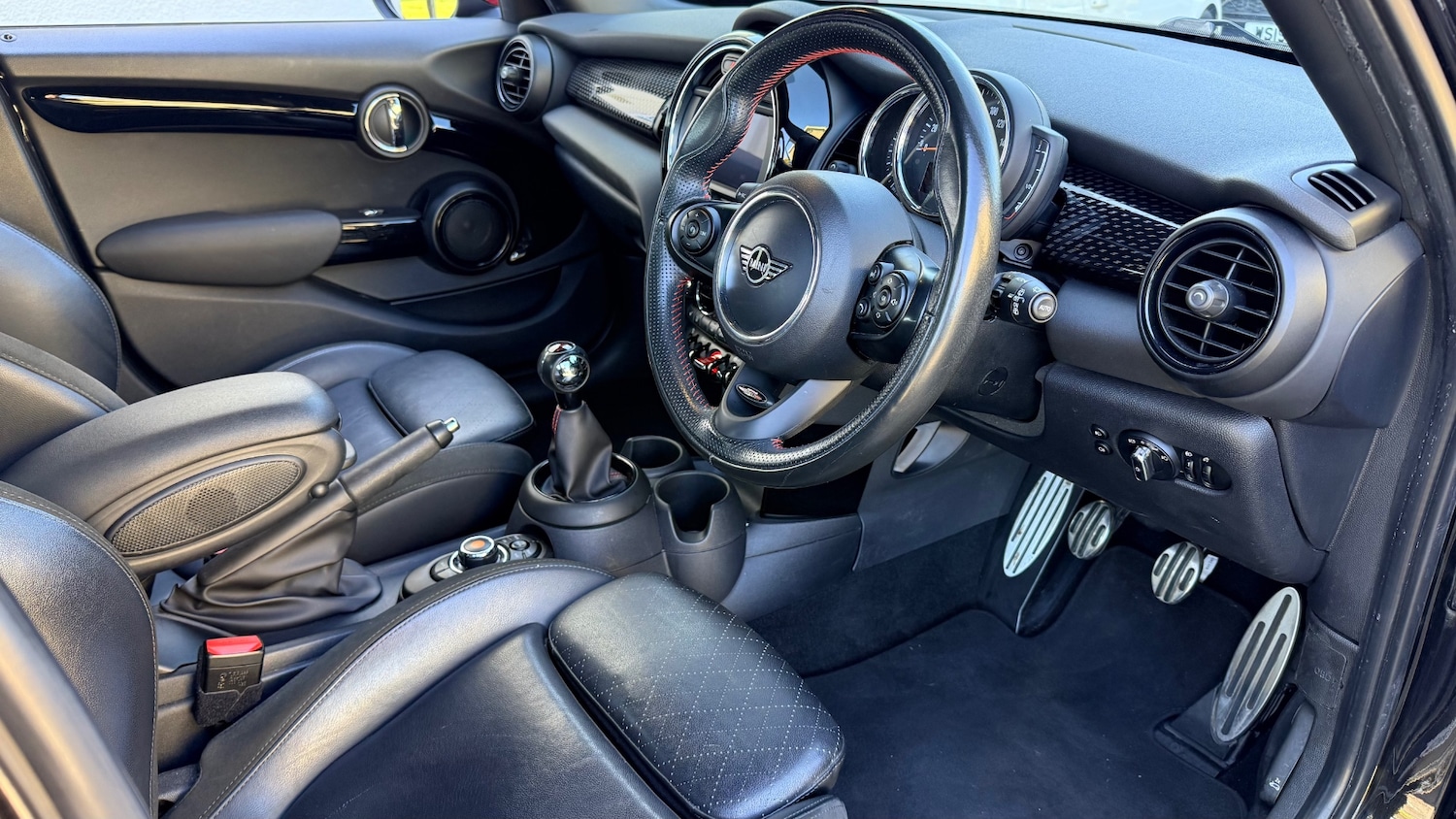 Used MINI Hatch 2020 for sale - 78031366: Photo 8