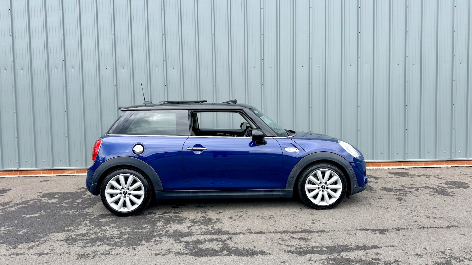 Used MINI Hatch 2014 for sale - 78082015: Photo 17