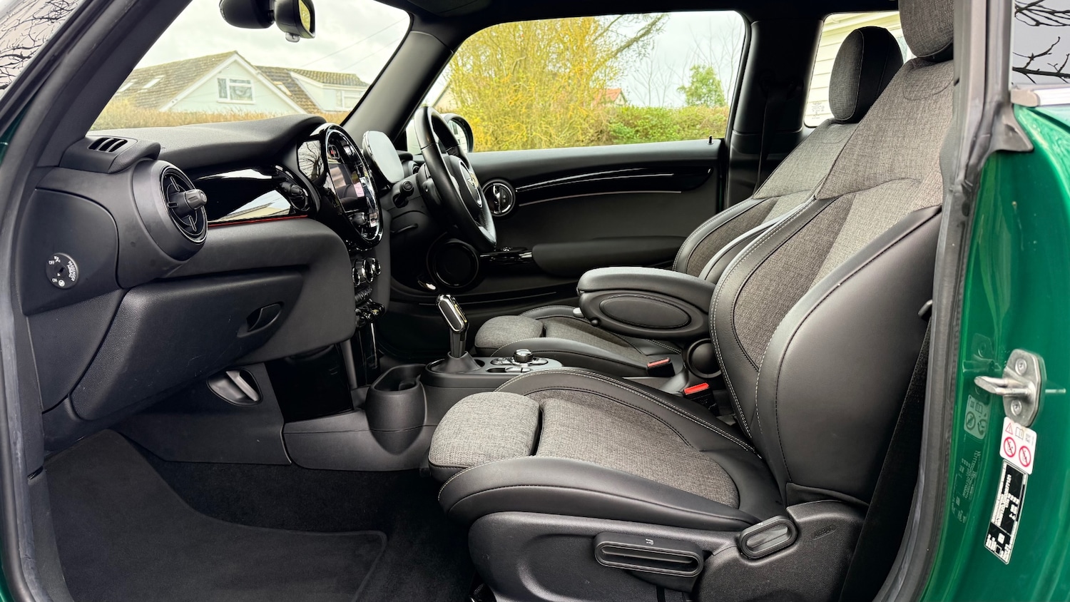 Used MINI Hatch 2021 for sale - 77877897: Photo 11