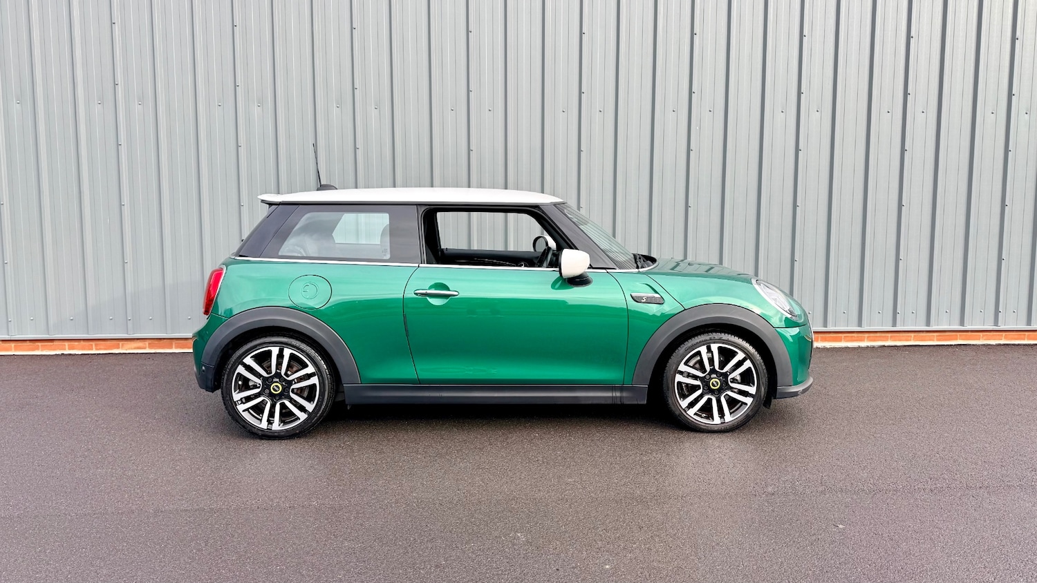 Used MINI Hatch 2021 for sale - 77877897: Photo 21