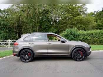 Used Porsche Cayenne 2010 for sale - 78927499: Photo