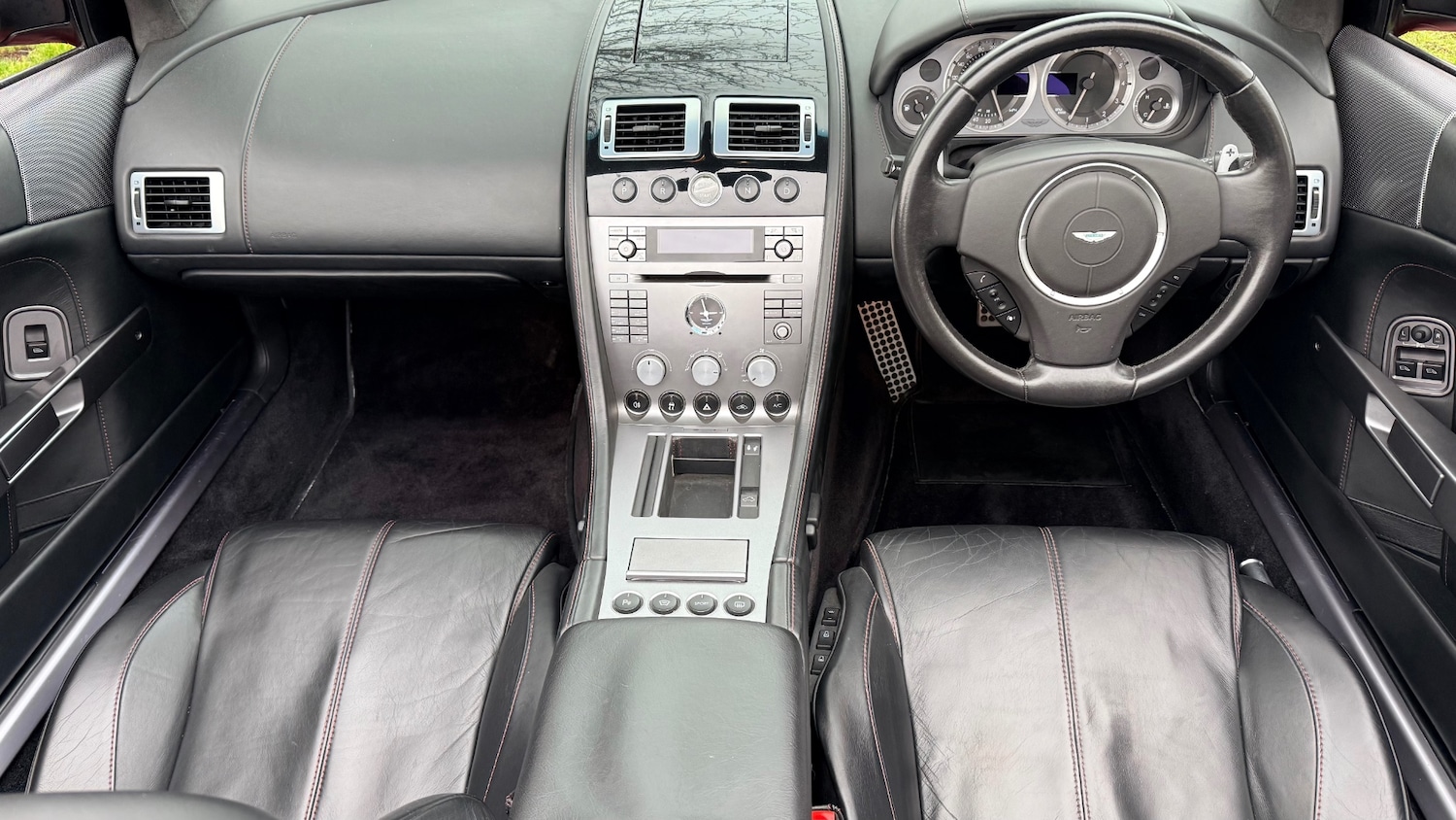 Used Aston Martin DB9 2007 for sale - 77298713: Photo 11