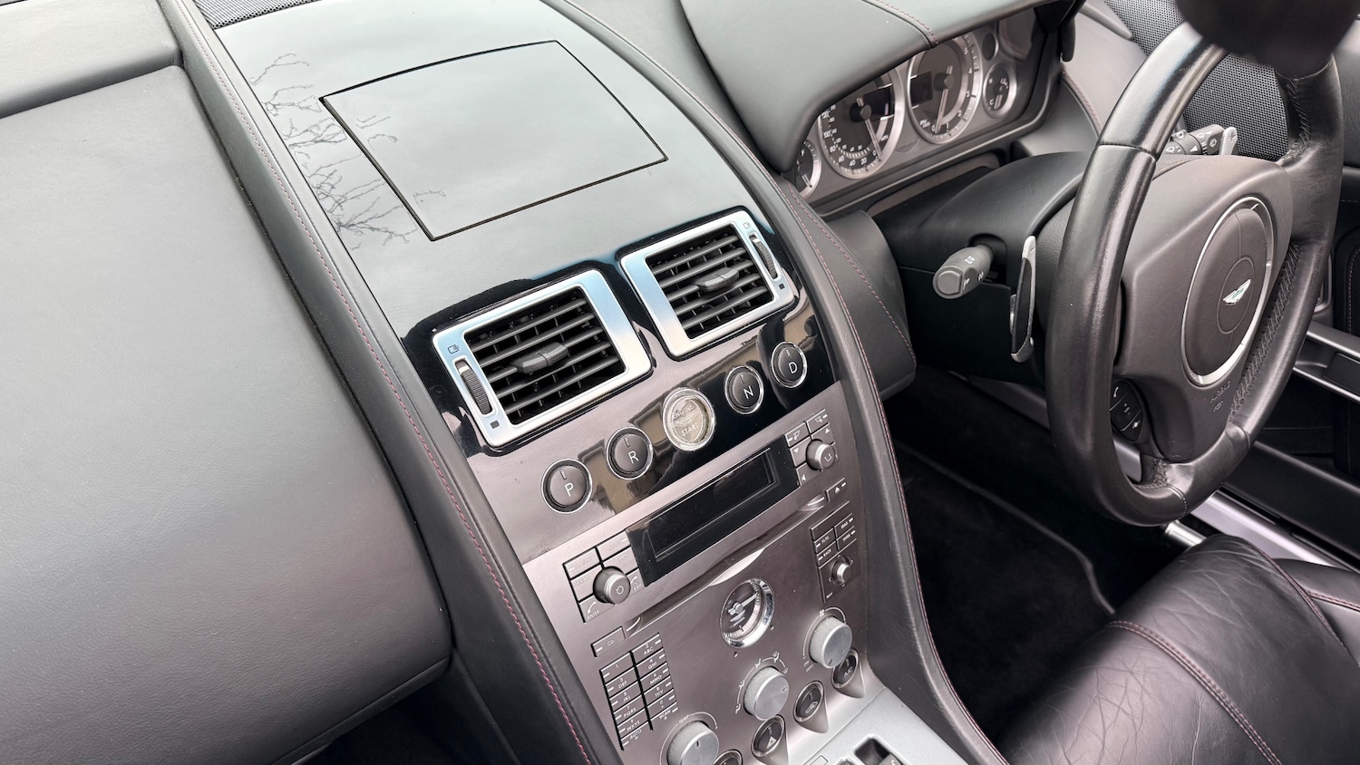 Used Aston Martin DB9 2007 for sale - 77298713: Photo 16