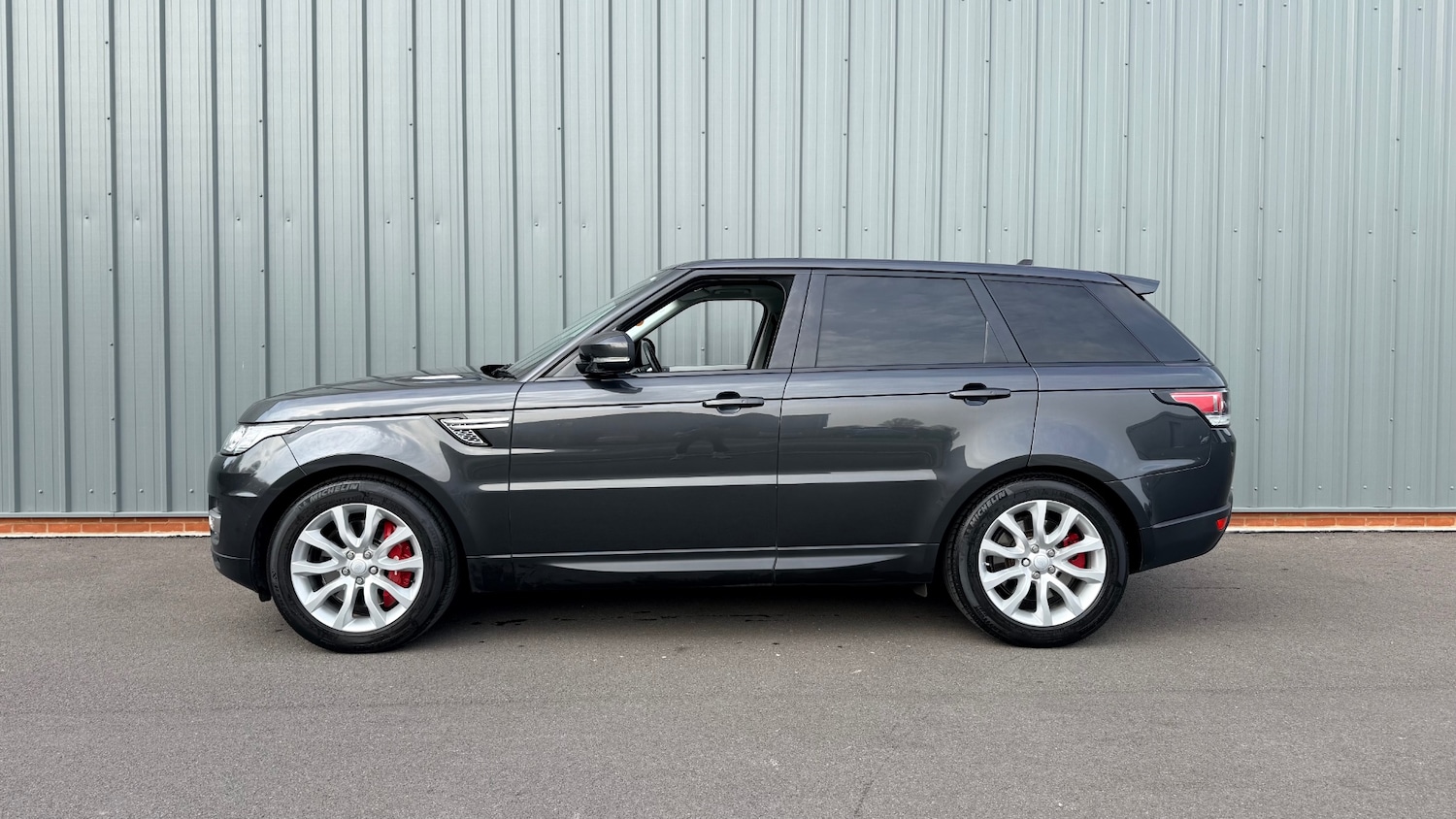 Used Land Rover Range Rover Sport 2016 for sale - 77988522: Photo 3