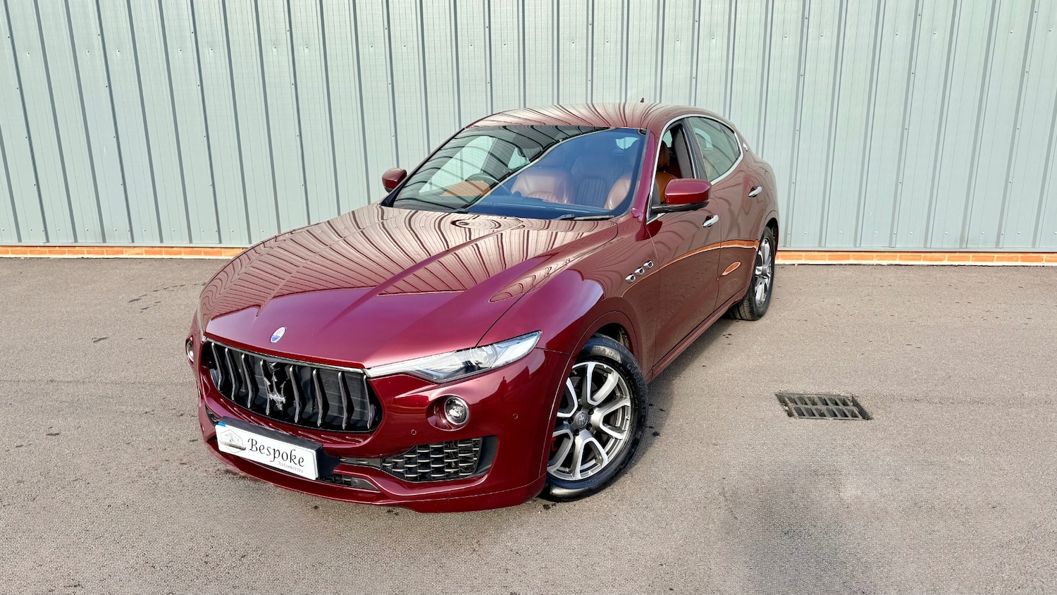 Used Maserati Levante 2017 for sale - 76627190: Photo 2