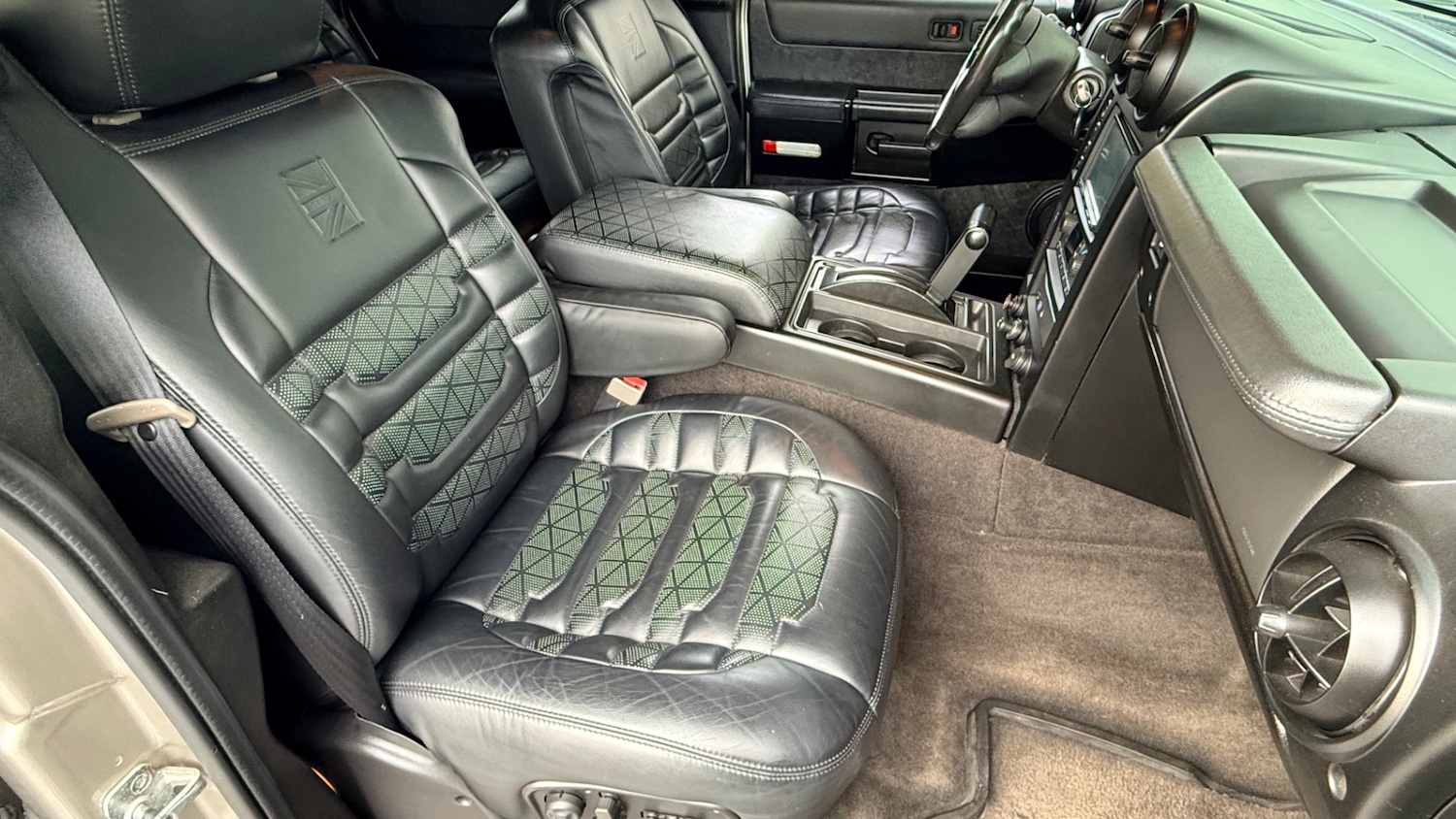 Used Hummer H2 2004 for sale - 76554074: Photo 7