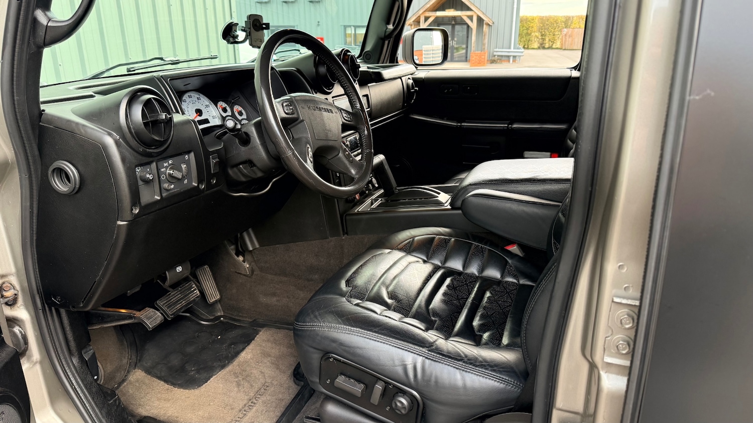 Used Hummer H2 2004 for sale - 76554074: Photo 8