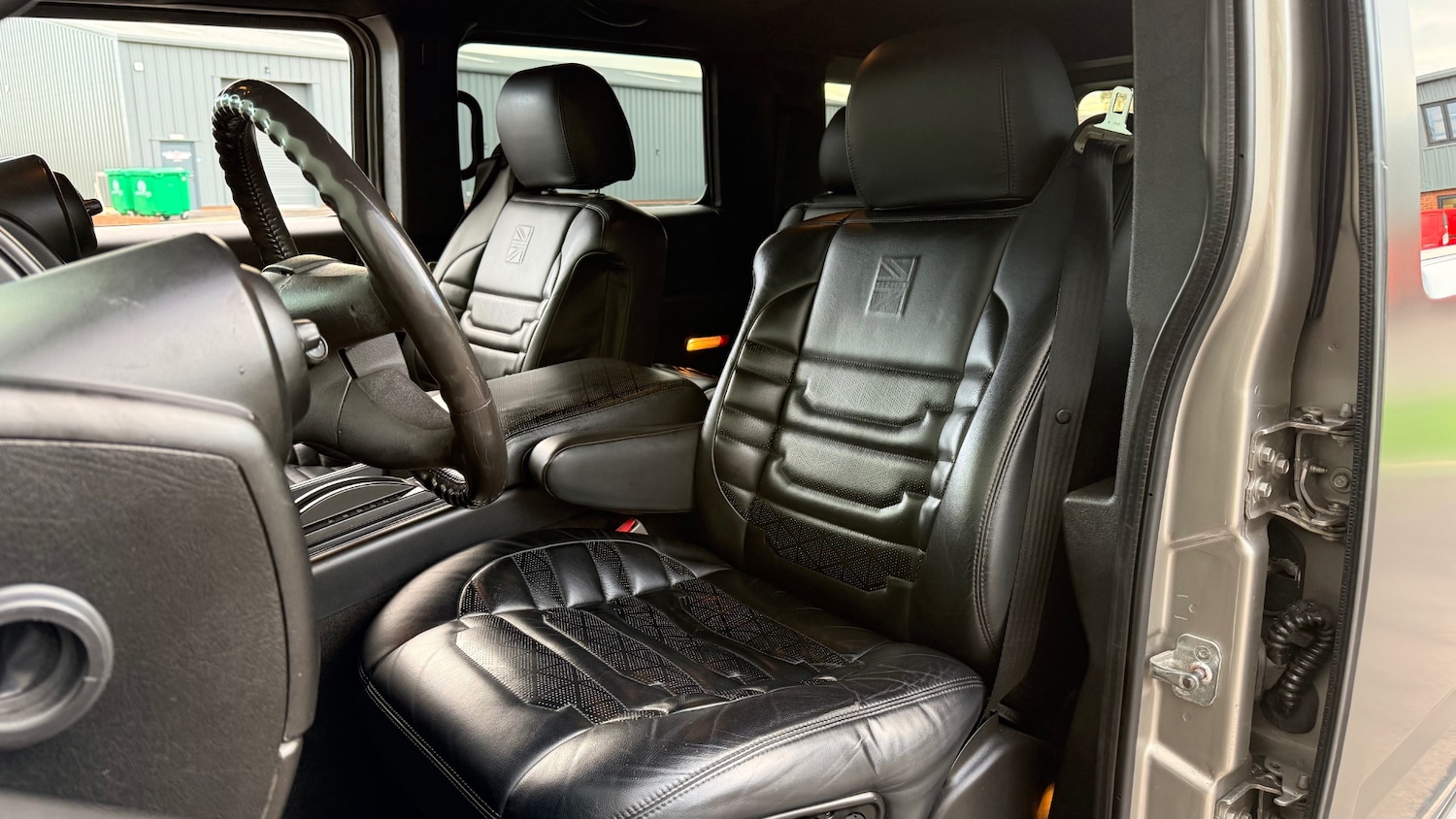 Used Hummer H2 2004 for sale - 76554074: Photo 9