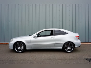 Used Mercedes-Benz CLC 2009 for sale - 75190199: Photo