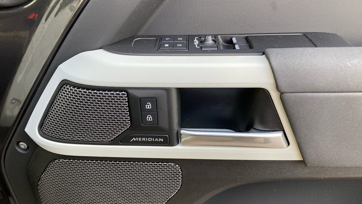 Used Land Rover Defender 2022 for sale - 76858646: Photo 22