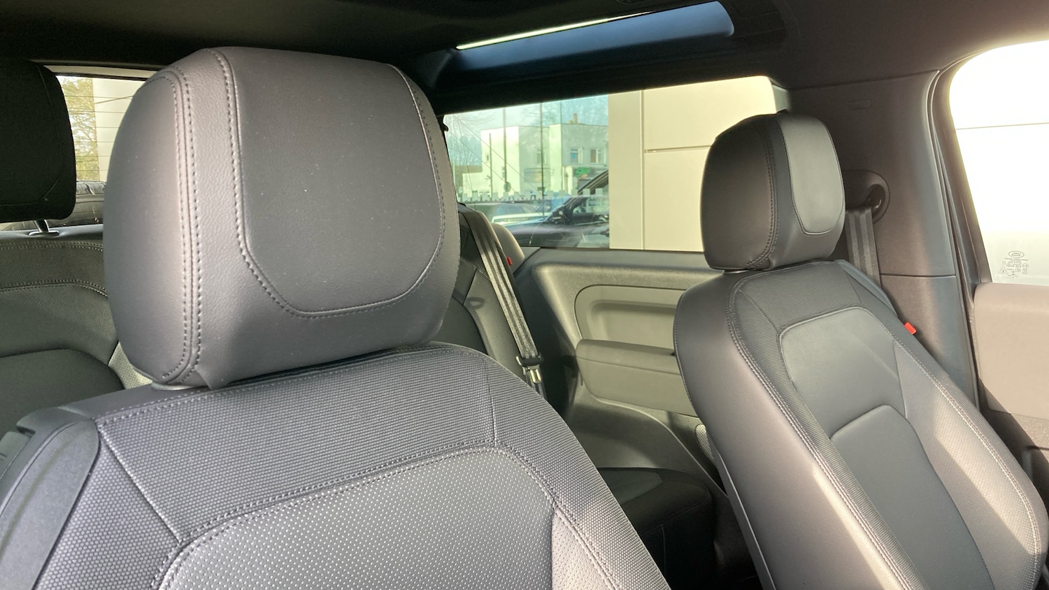 Used Land Rover Defender 2022 for sale - 76858646: Photo 24