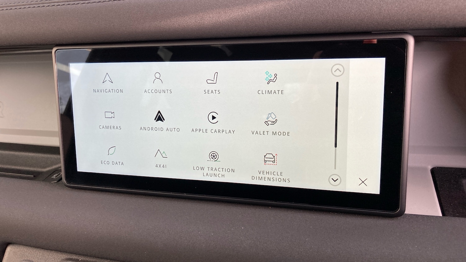 Used Land Rover Defender 2022 for sale - 76858646: Photo 29