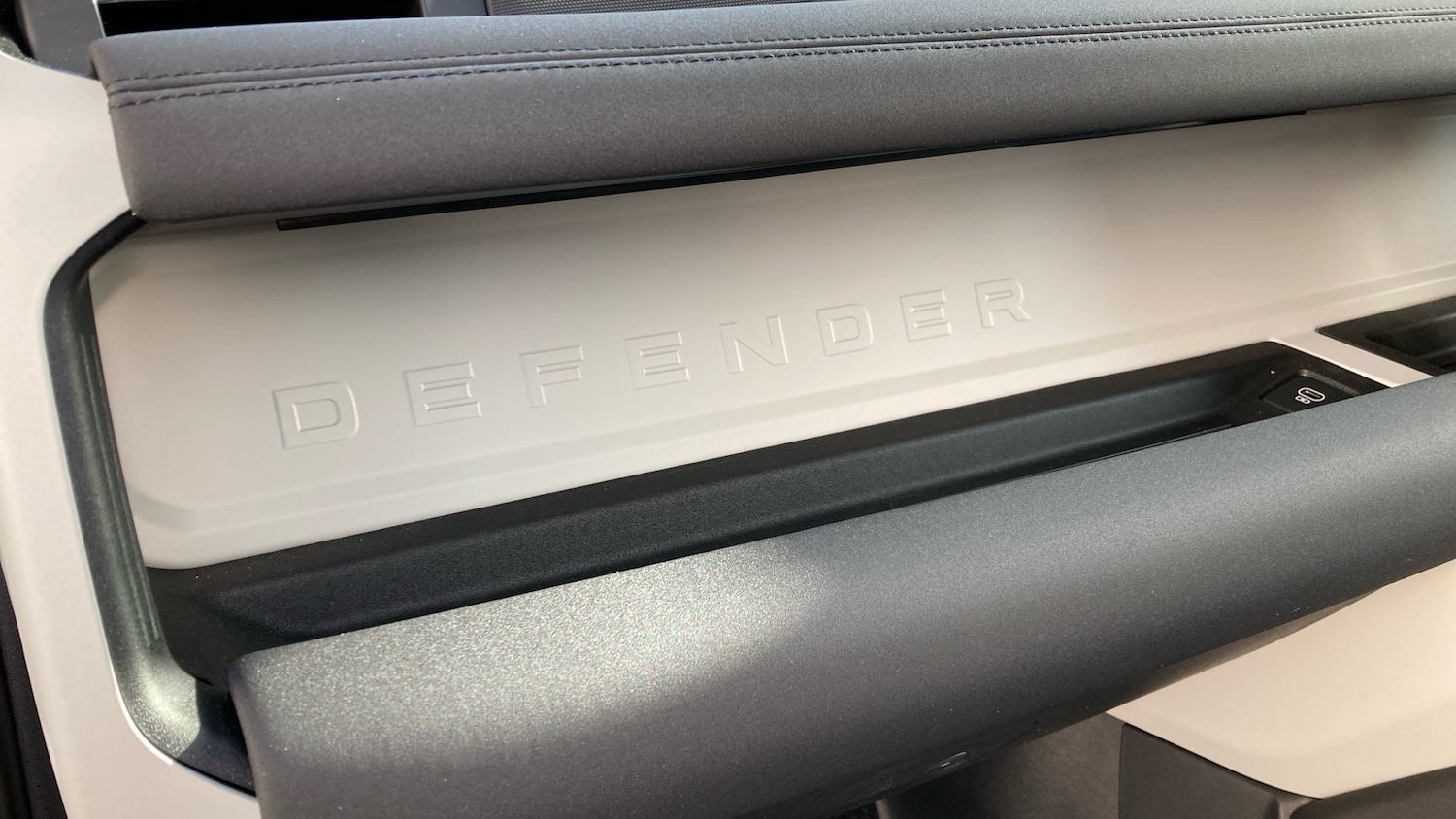 Used Land Rover Defender 2022 for sale - 76858646: Photo 45