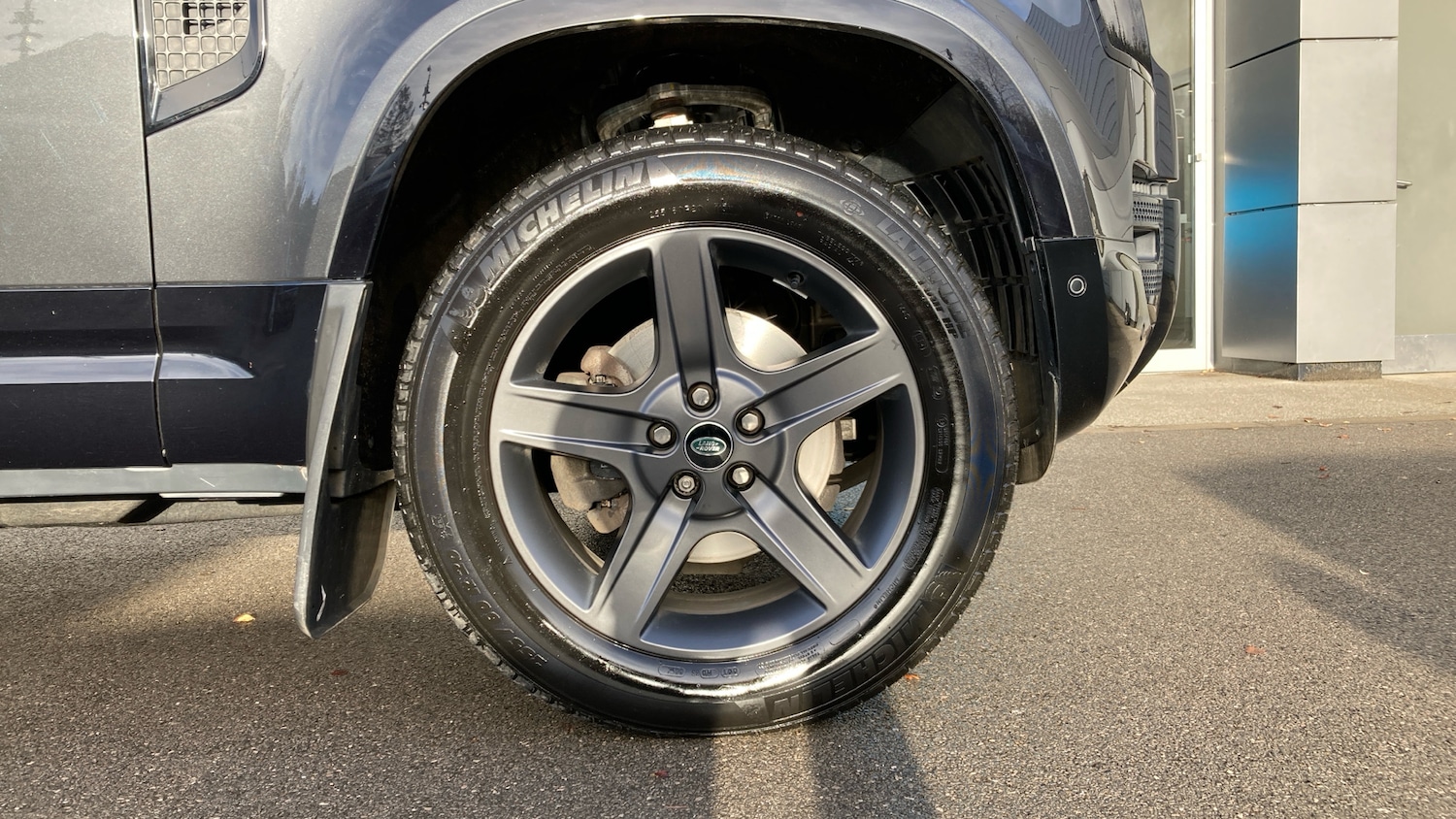 Used Land Rover Defender 2022 for sale - 76858646: Photo 8