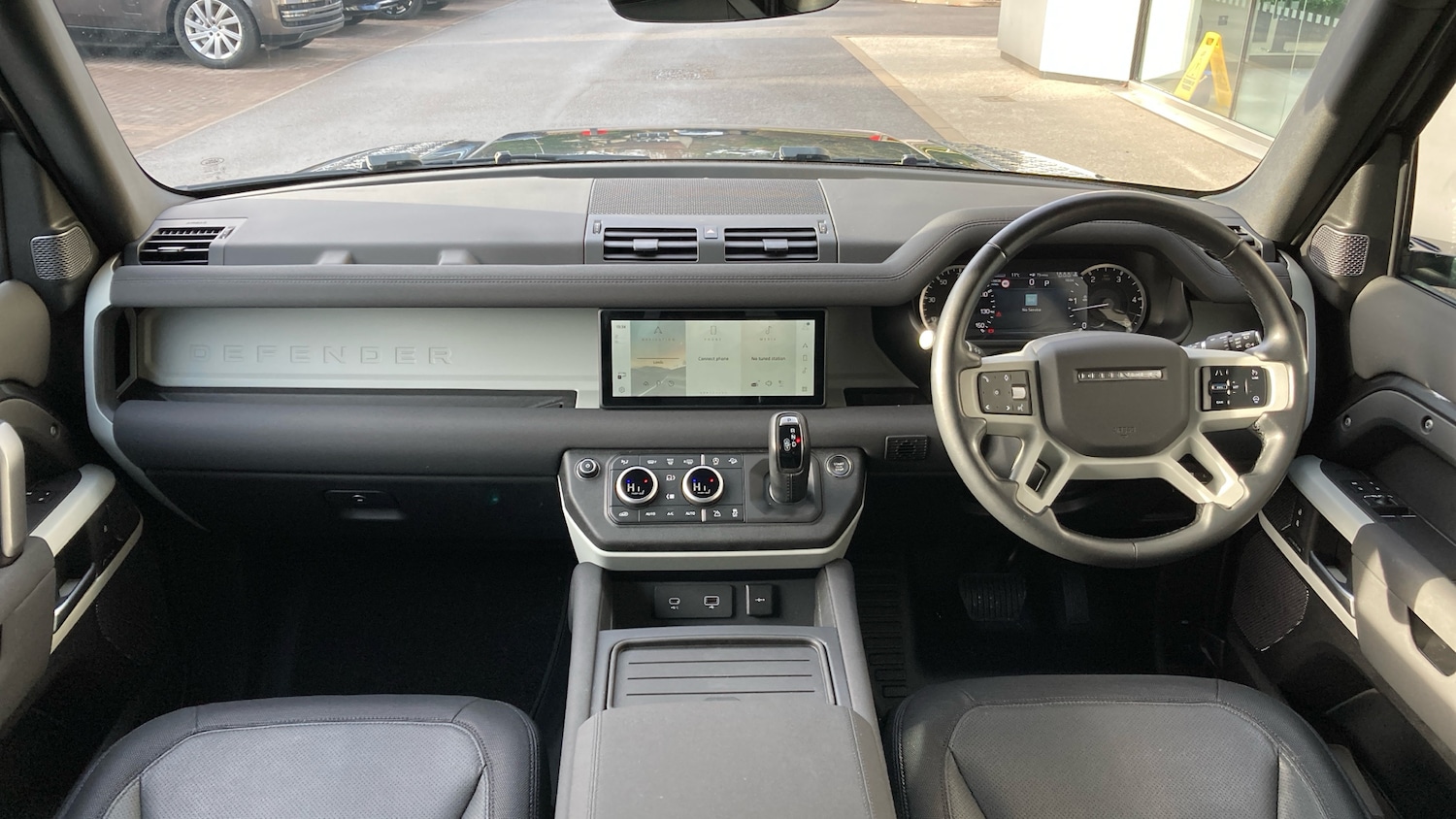 Used Land Rover Defender 2022 for sale - 76858646: Photo 9